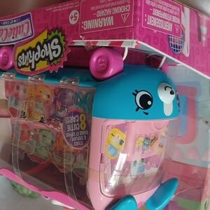 NEW SHOPKINGS CUPCAKE VAN